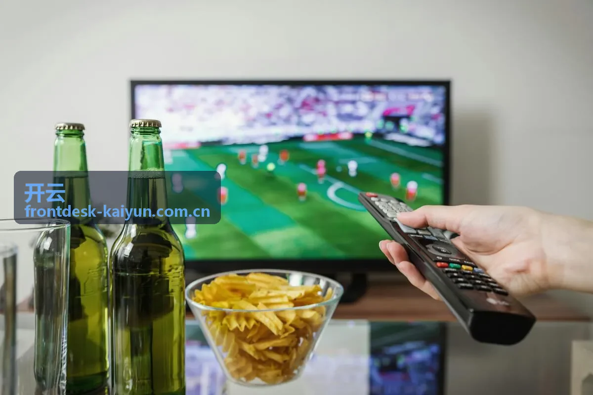 巴黎世家品牌在开云矩阵中的先锋设计